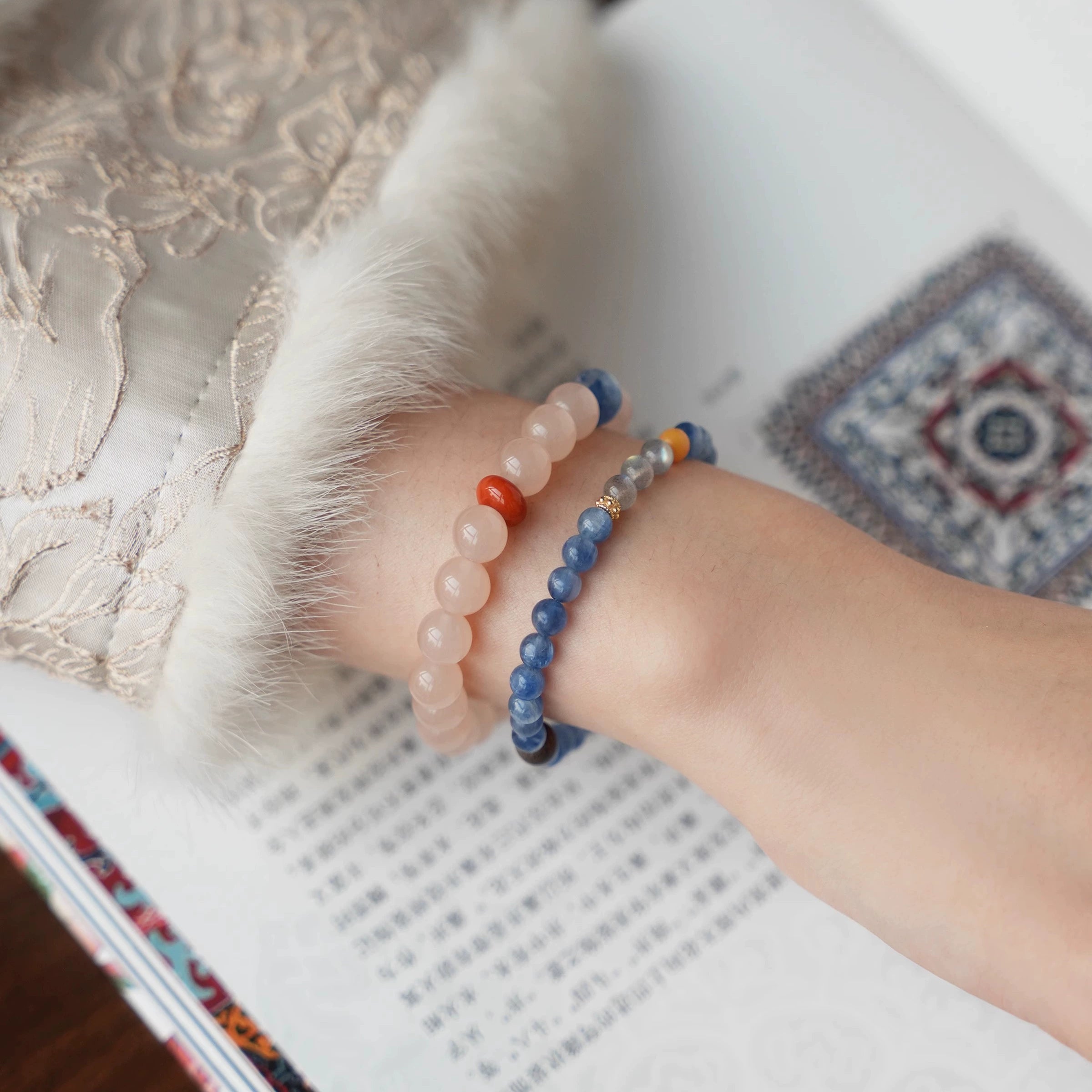OZ Dunhuang Series PK1000 Pink Chalcedony & Southern Red Agate Bracelet