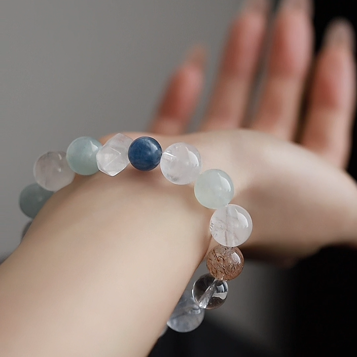 OZ  Dorothy Series MC1000 Designed Elegant Blue Kyanite Clear Quartz Aquamarine Bracelet - Healing Gemstone Gift
